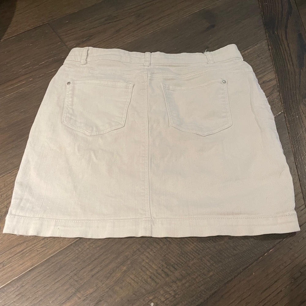 RW and Ci white denim skirt - Picture 2 of 2